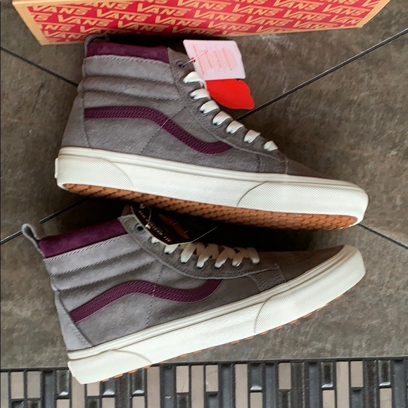 VANS SK-8-HI MTE FROST GRAY/PRUNE WMNS - Picture 4 of 16